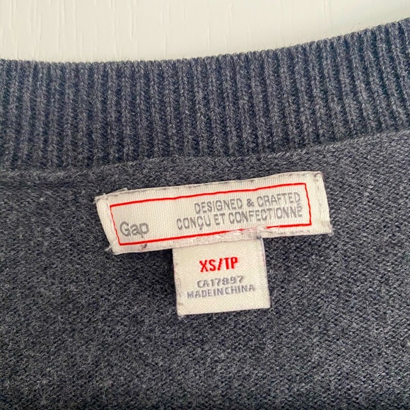 Gap Cardigan - Picture 3 of 3